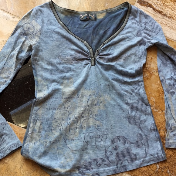 Vanilla Sugar tie-dye/floral olive green trim/snap - Picture 2 of 8